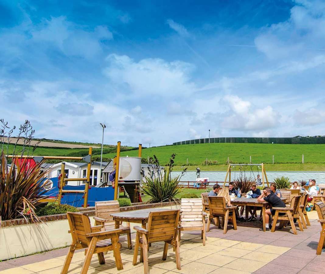 Porth Retreat At Newquay Bay Resort מראה חיצוני תמונה