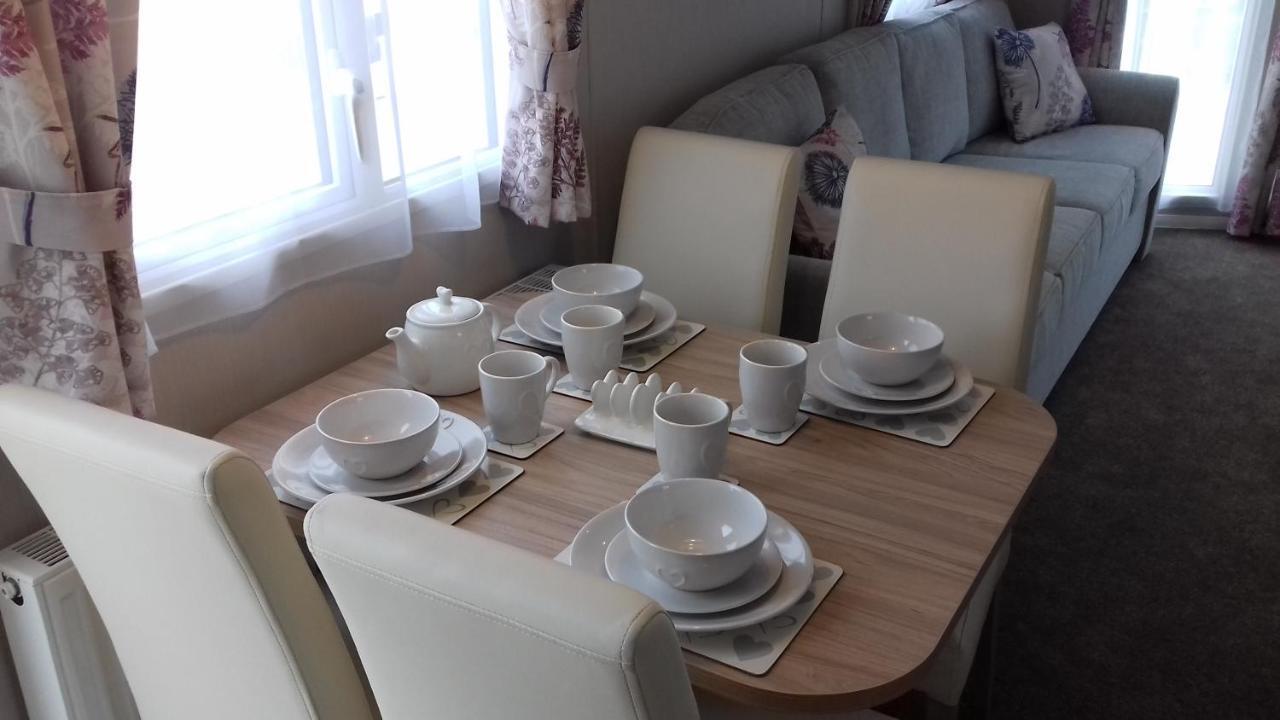 Porth Retreat At Newquay Bay Resort מראה חיצוני תמונה